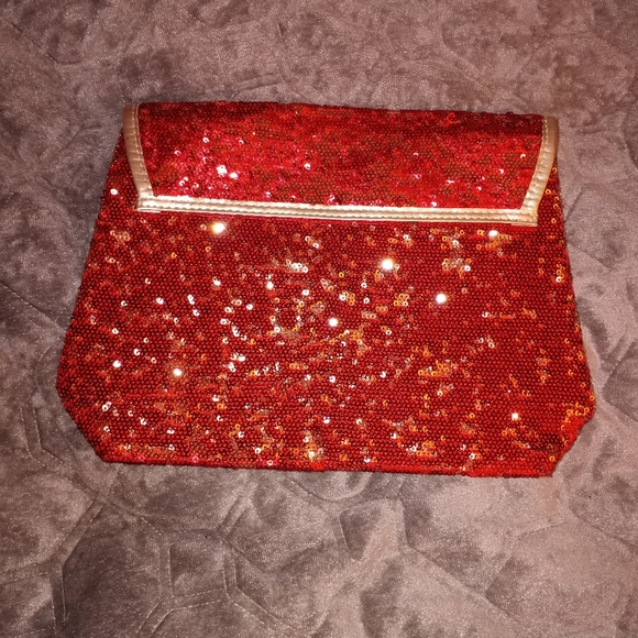 💕5 FOR 25$ Red Sequin & Gold Metallic Sparkly Makeup Bag + EXTRA MAKEUP BAG - Picture 3 of 5